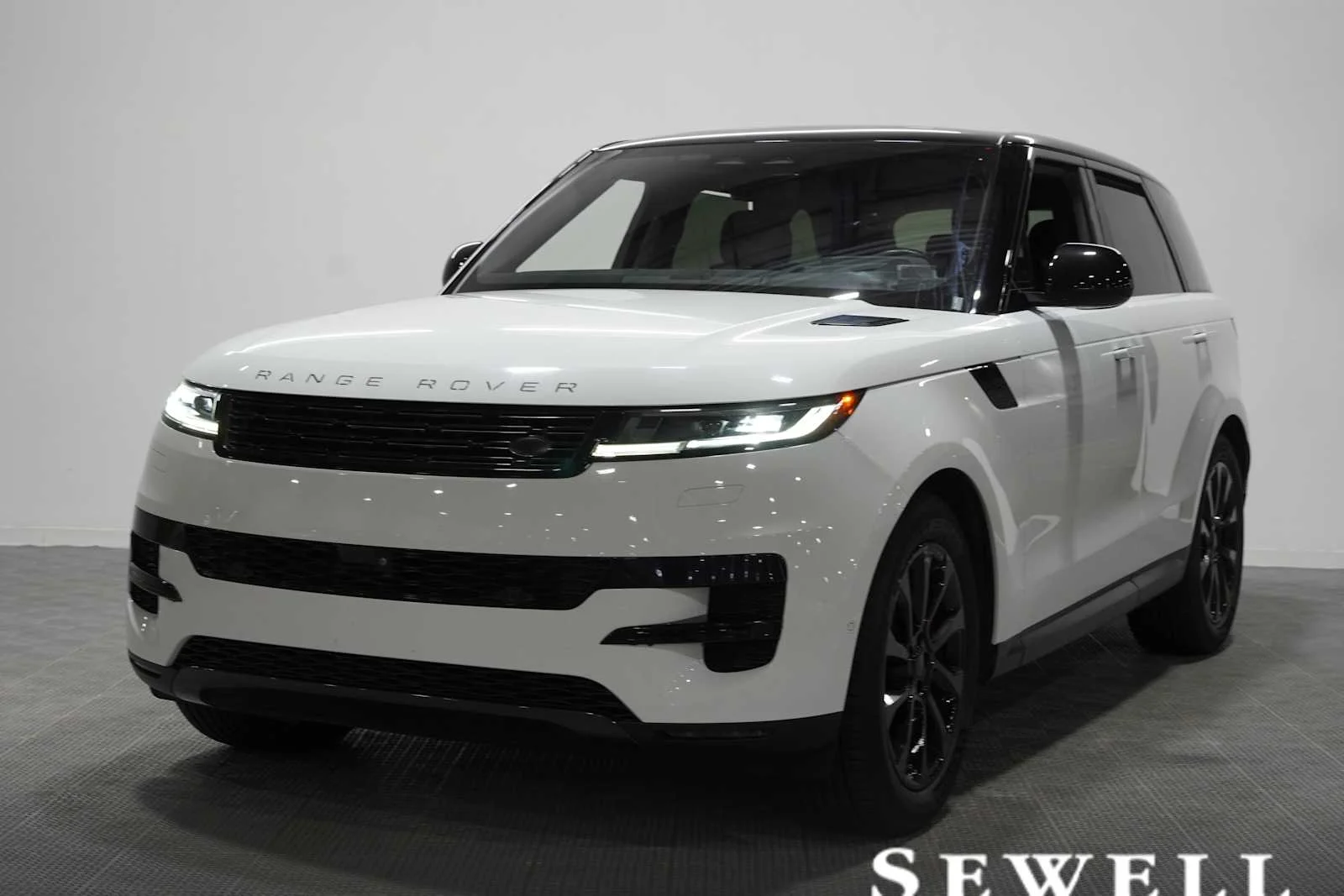 2023 Land Rover Range Rover Sport P360 SE MHEV's photo