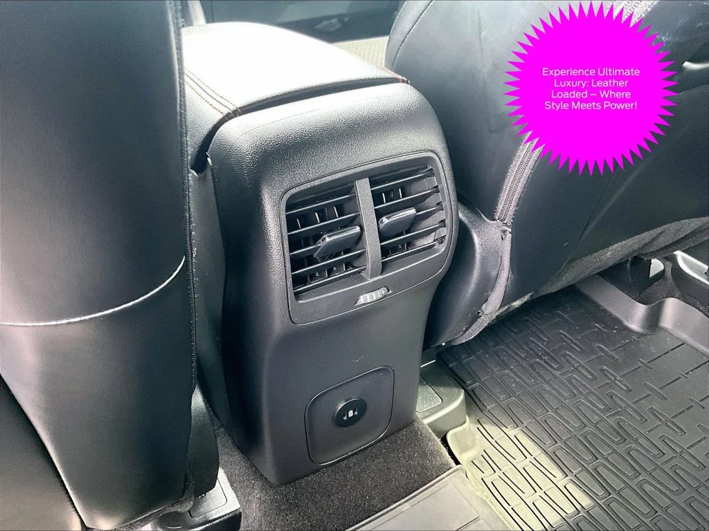 Used 2025 Gray Ford ST-Line Select image 32