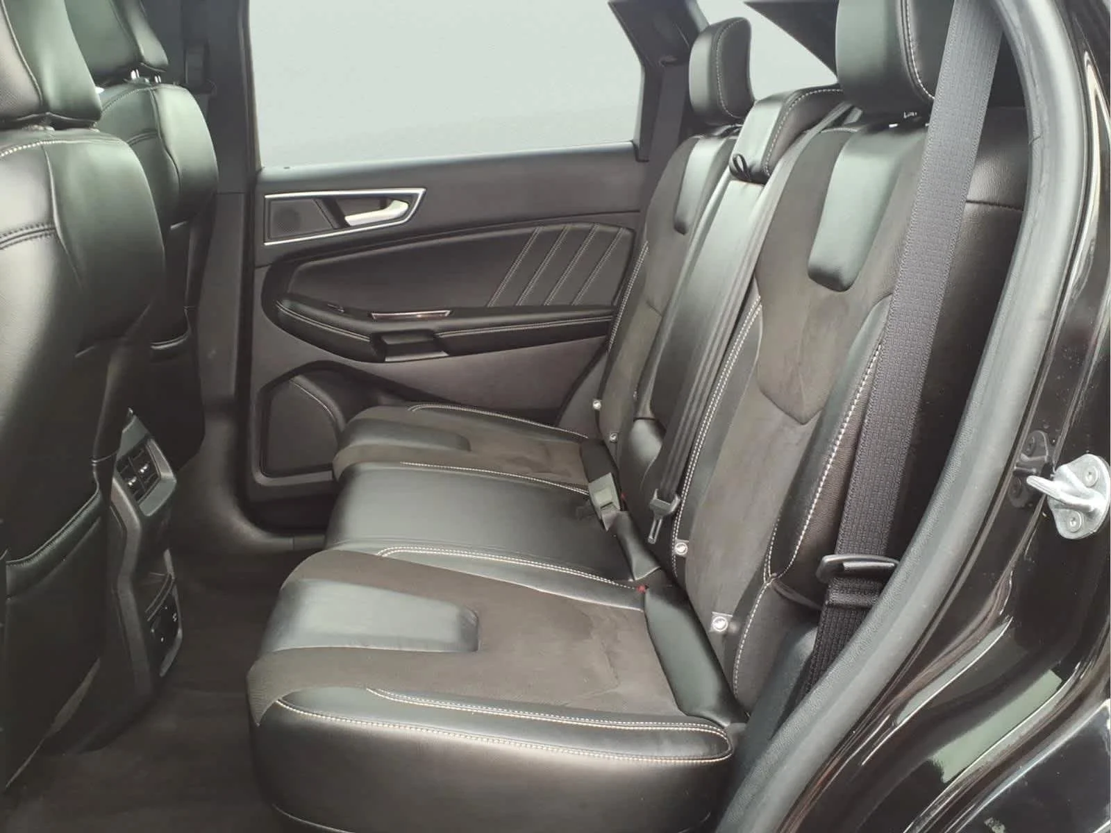 Used 2020 Agate Black Ford ST image 29