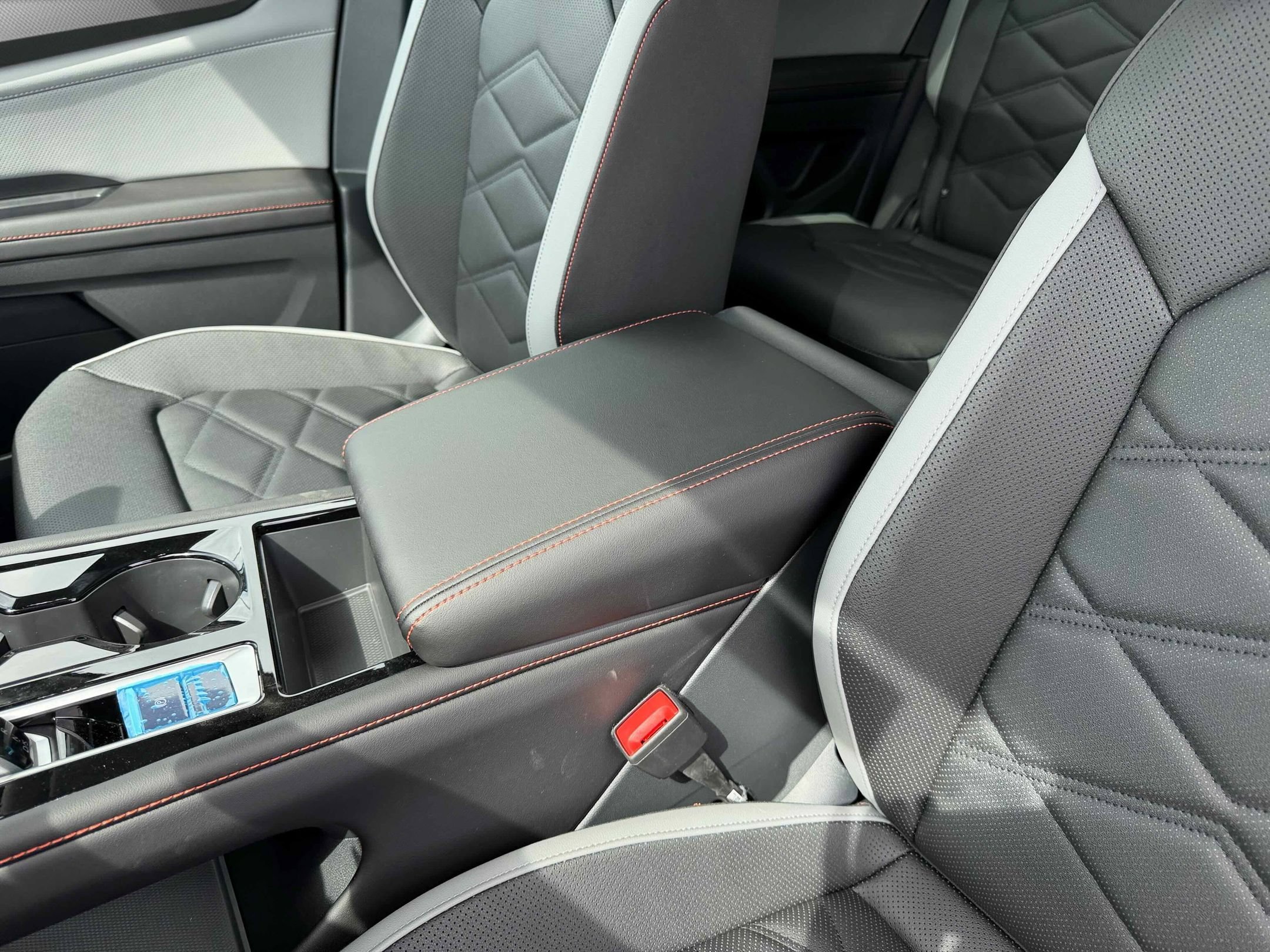 New 2026 Opal White Volkswagen 2.0T Peak Edition image 27