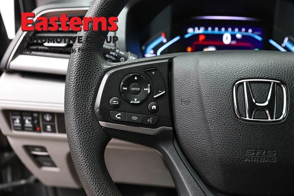 Used 2022 Gray Honda EX image 16