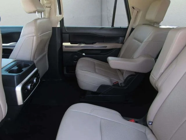 Used 2022 White Metallic Ford XLT image 15