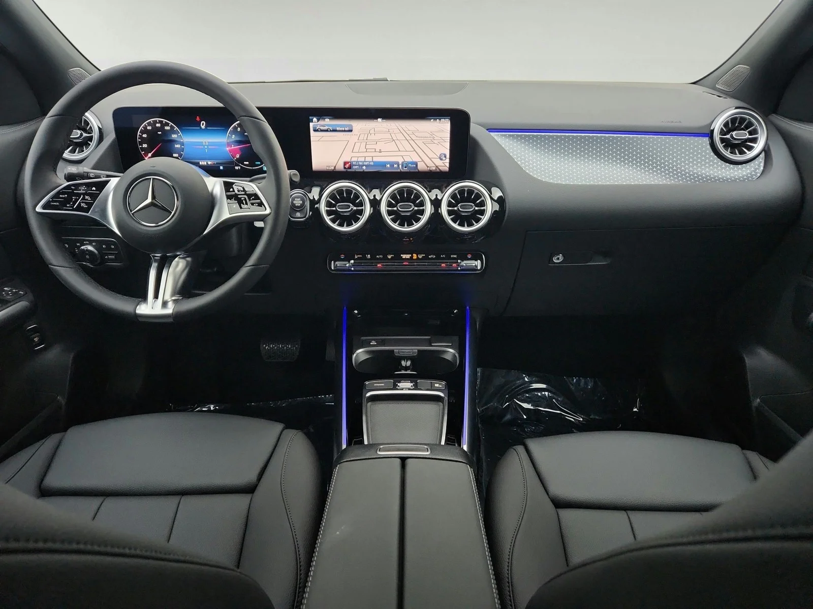 Used 2025 Night Black Mercedes-Benz GLA 250 image 24