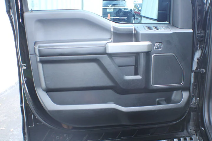 Used 2018  Ford Raptor image 7