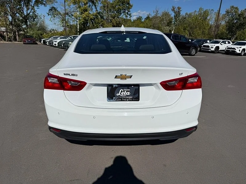 Used 2024 WHITE Chevrolet 4dr Sdn 1LT image 8