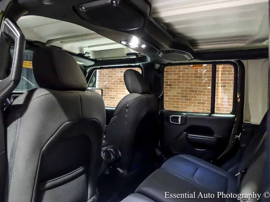 Used 2023 Green Jeep 4x4 image 15