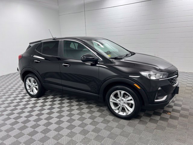 Used 2022 Black Buick Preferred image 4