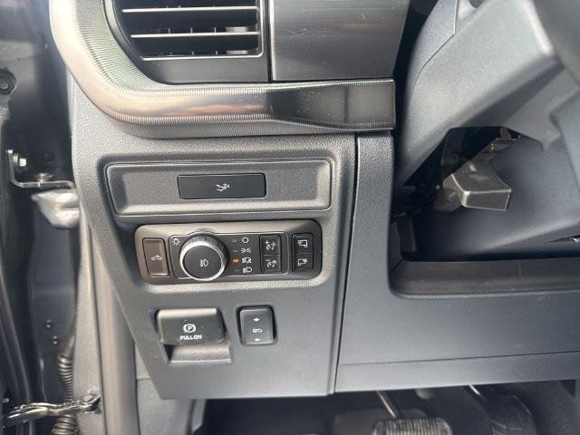 New 2026 Carbonized Gray Metallic Ford Lariat image 61