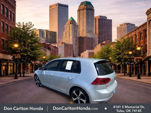 Used 2017 Reflex Silver Metallic Volkswagen S image 8
