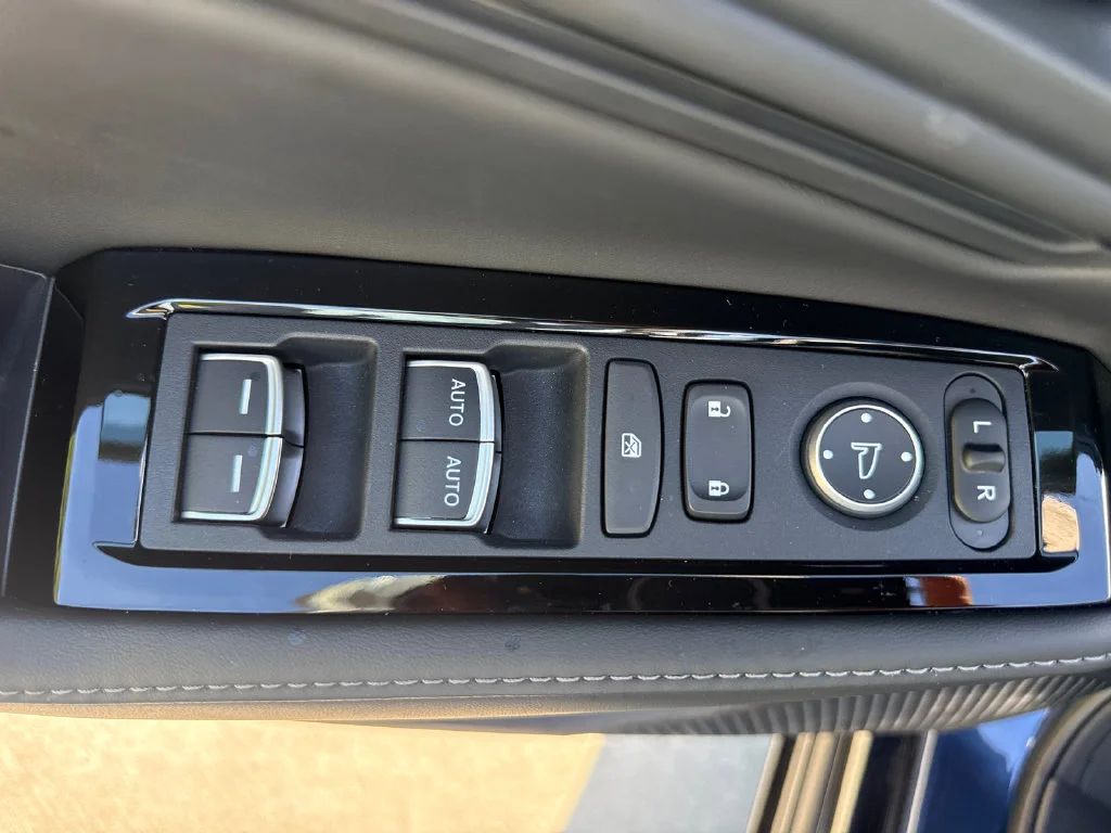 Certified Used 2023 Canyon River Blue Metallic Honda Touring image 15
