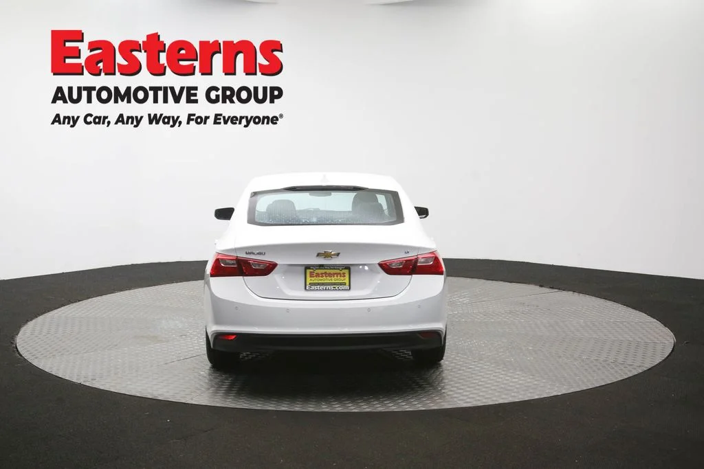 Used 2025 White Chevrolet LT image 38