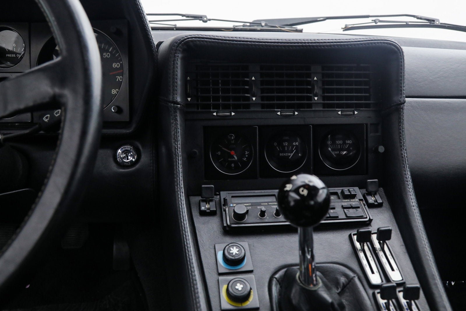 Used 1983 Nero Ferrari  image 31