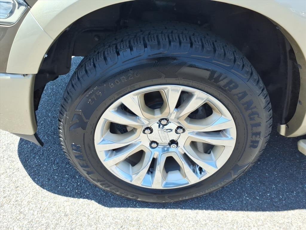 Used 2013 Prairie Pearl Ram Laramie Longhorn Edition image 10