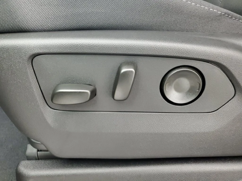 2026 Chevrolet Tahoe LS - Photo 31