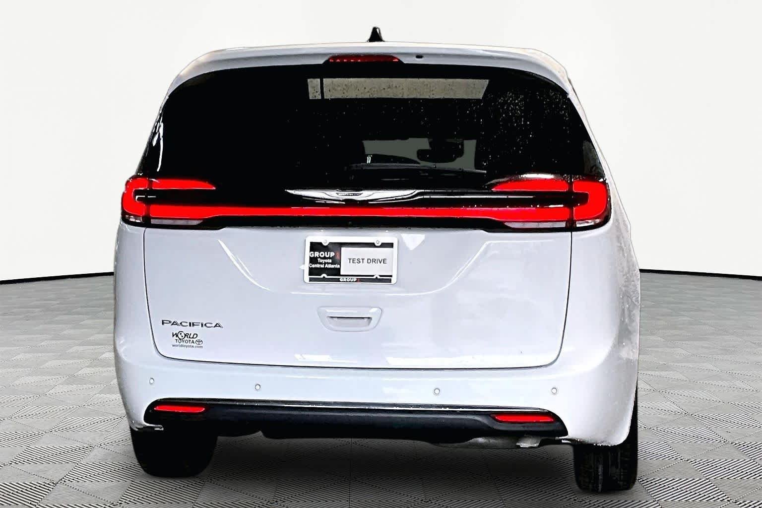 Used 2024 Bright White Clearcoat Chrysler Touring L image 5