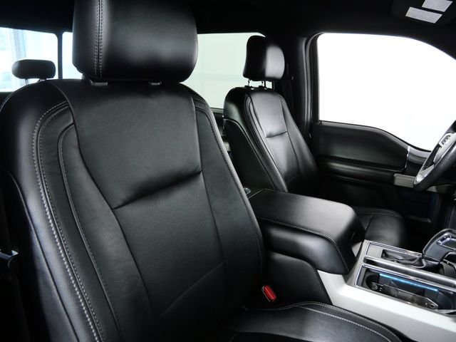 Used 2015  Ford Lariat image 13