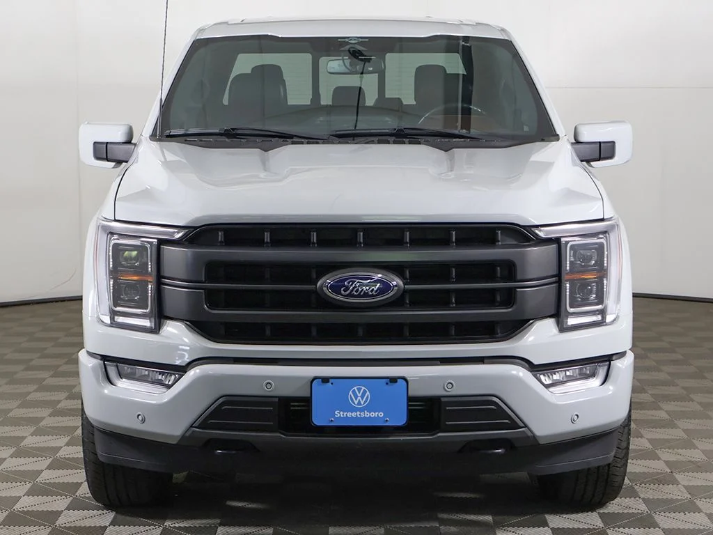 Used 2023 Avalanche Gray Ford Lariat image 16
