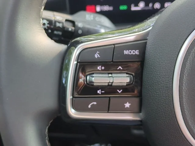 Used 2024 Green Kia X-Line SX image 20