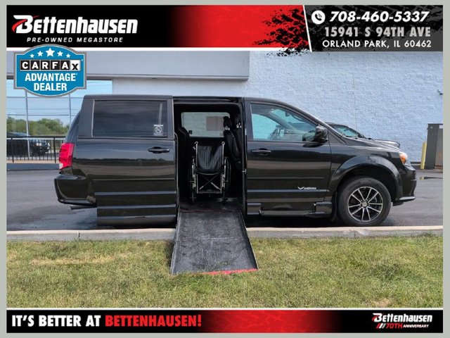Pre-Owned 2015 Dodge Grand Caravan SXT 4D Passenger Van