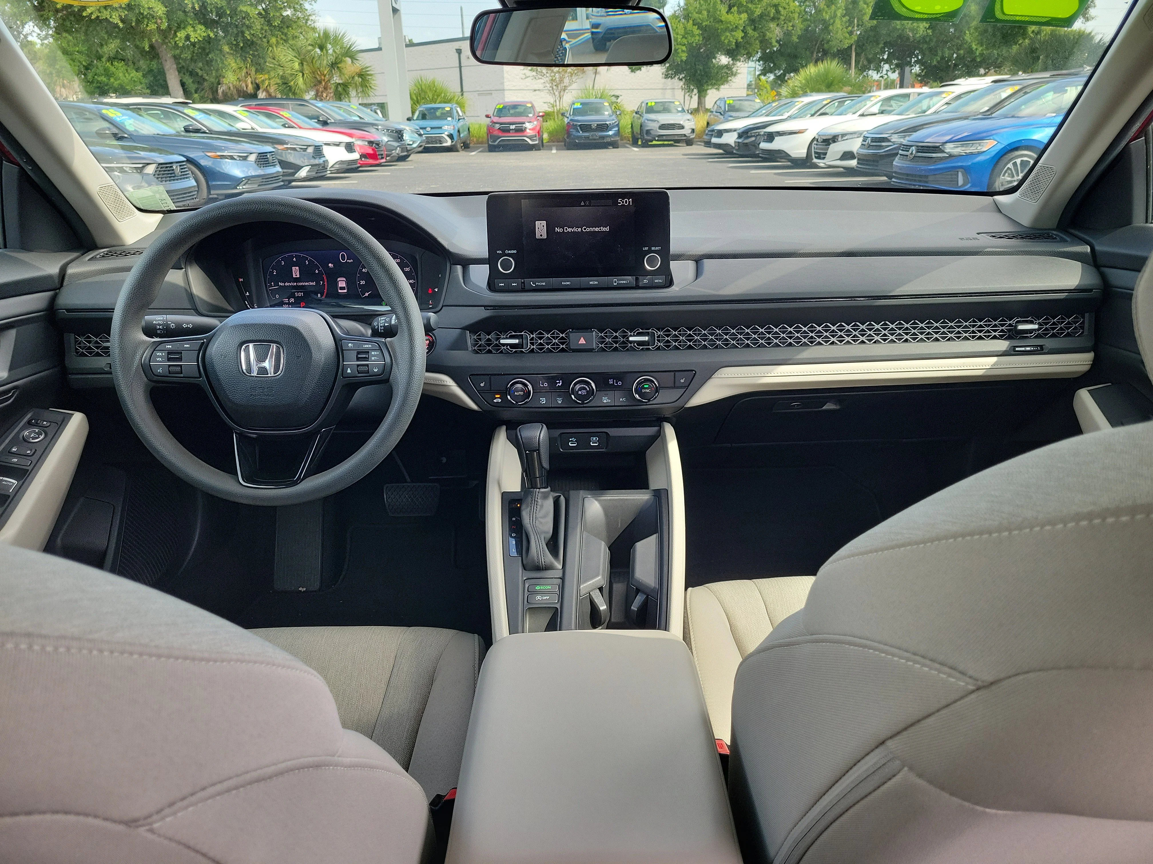 2025 Honda Accord SE - Photo 37
