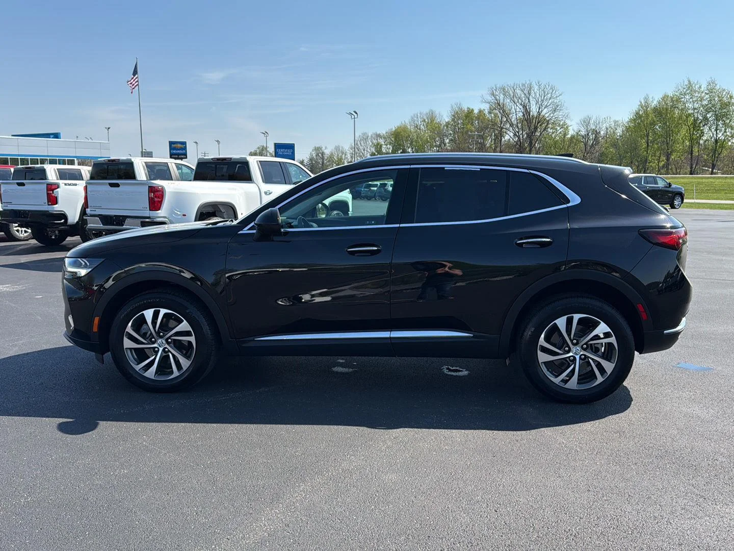Used 2023 Ebony Twilight Metallic Buick Essence image 7