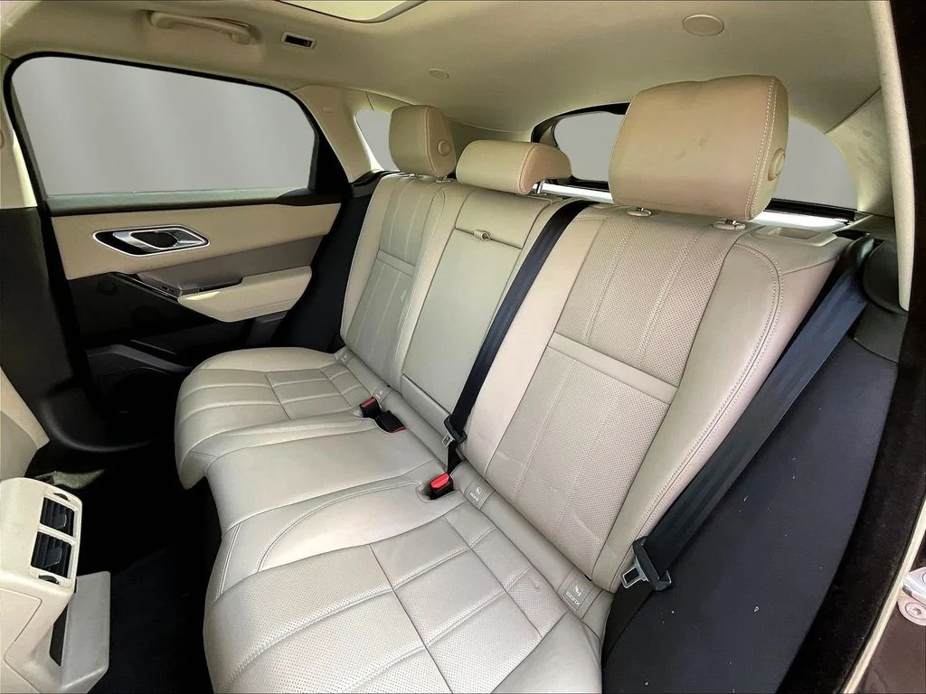 Used 2023 Santorini Black Metallic Land Rover S image 22