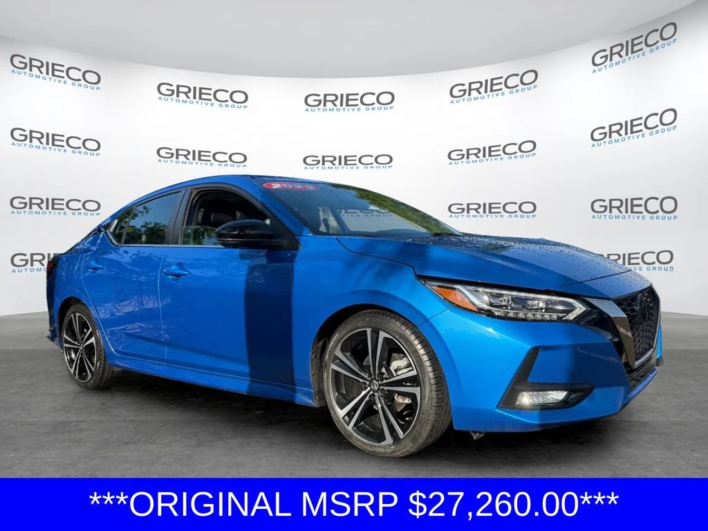 2023 Nissan Sentra SR CVT's photo
