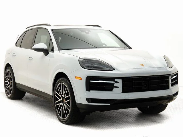 Certified Used 2025  Porsche  image 30