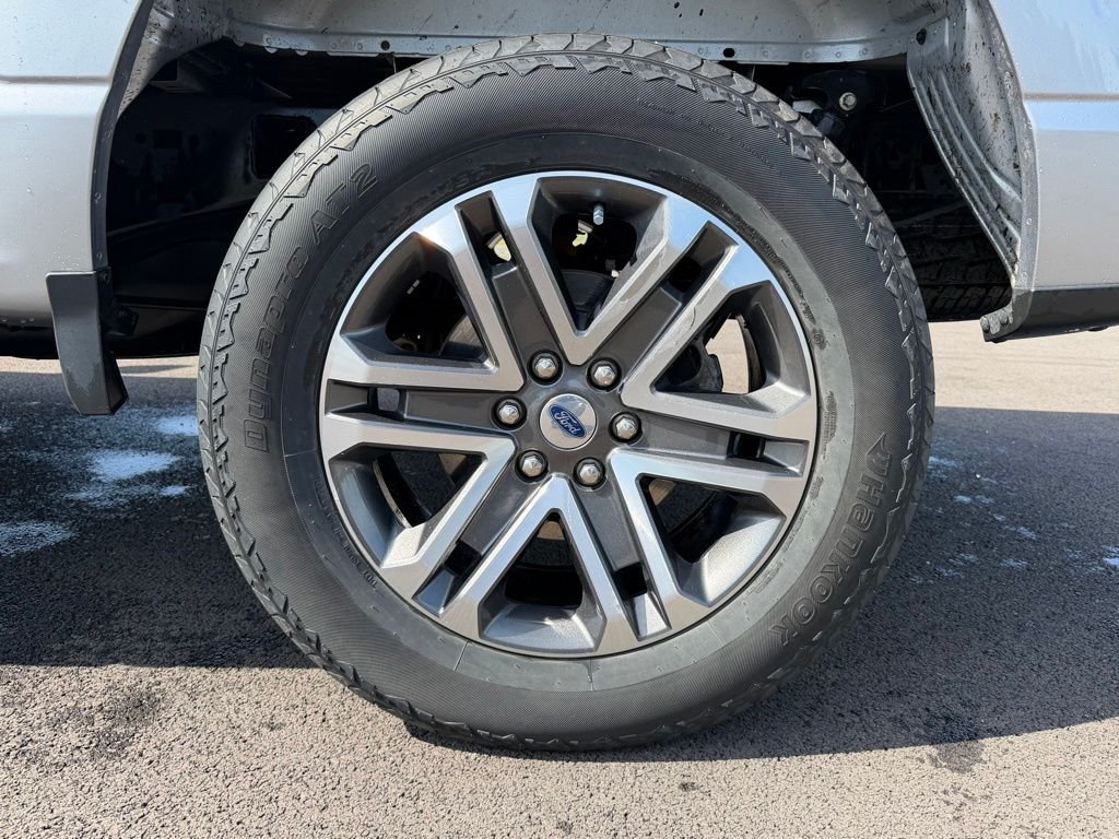 Used 2021 Silver Ford XL image 17