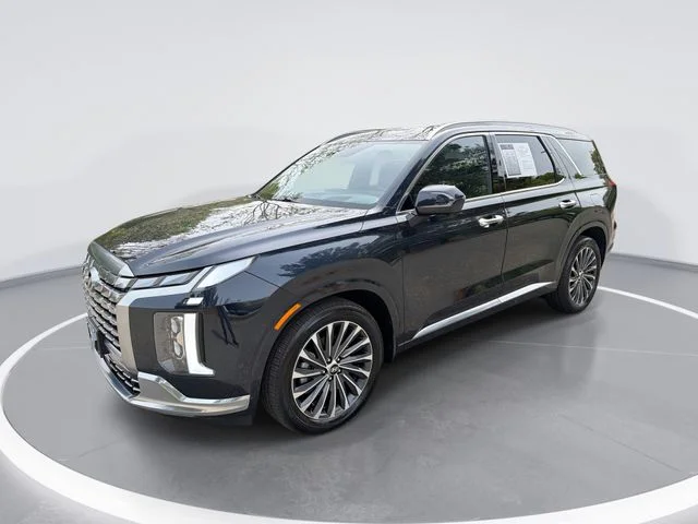 Used 2024 White Hyundai Calligraphy image 1