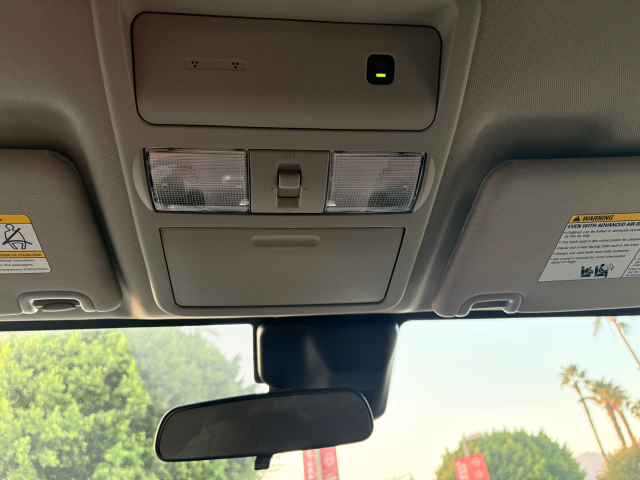 New 2026 Glacier White Nissan King Cab® S image 17