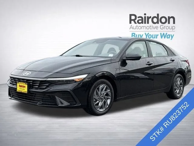 Used 2024 Abyss Black Hyundai SEL image 3