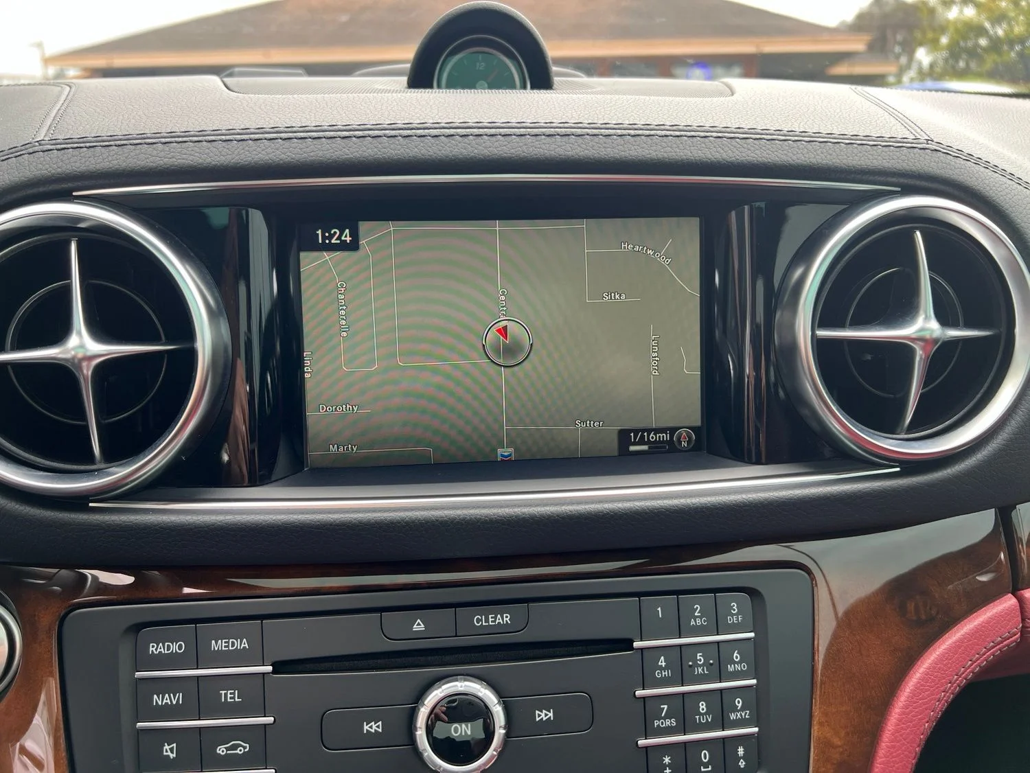 Used 2019 Silver Mercedes-Benz SL 550 image 27