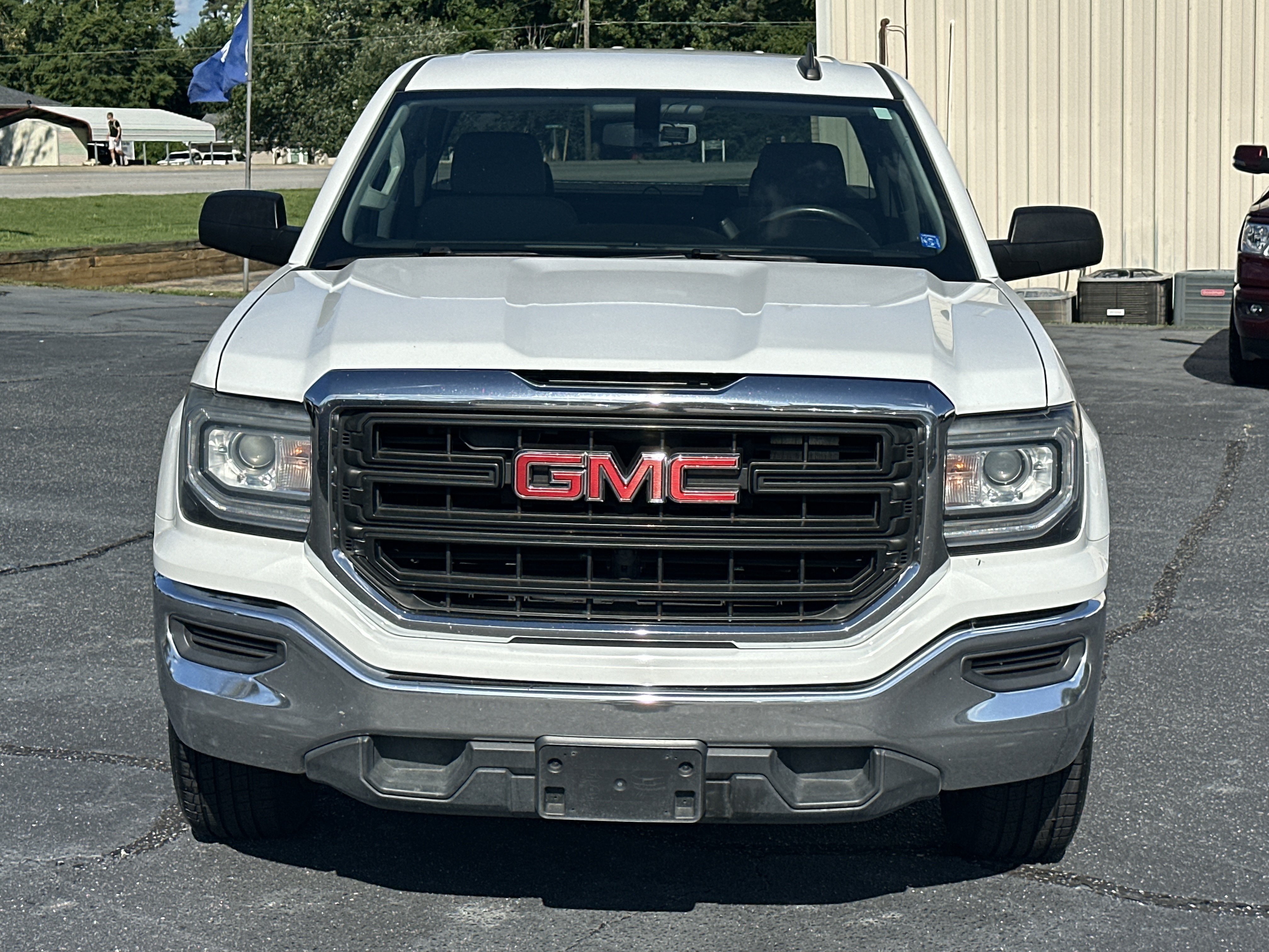 Used 2019 Summit White GMC DBL CAB 2WD image 2