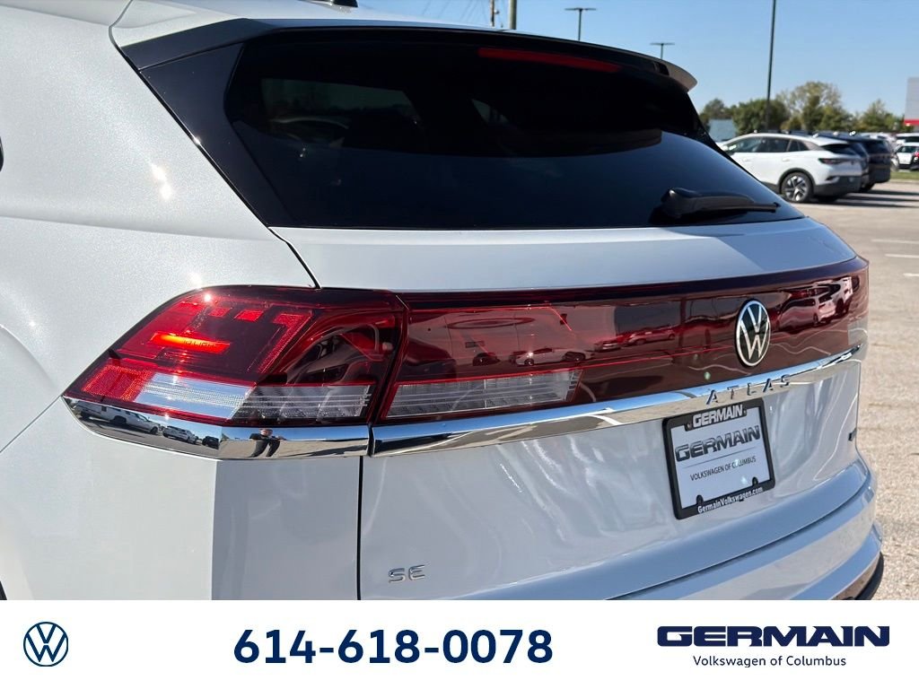 2026 Volkswagen Atlas Cross Sport SE w/Tech - Photo 14