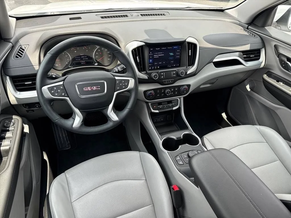 Used 2023 Summit White GMC SLT image 15
