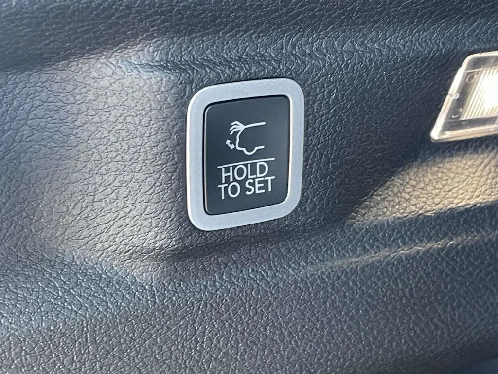 New 2026 Bright White Clearcoat Jeep Altitude image 43