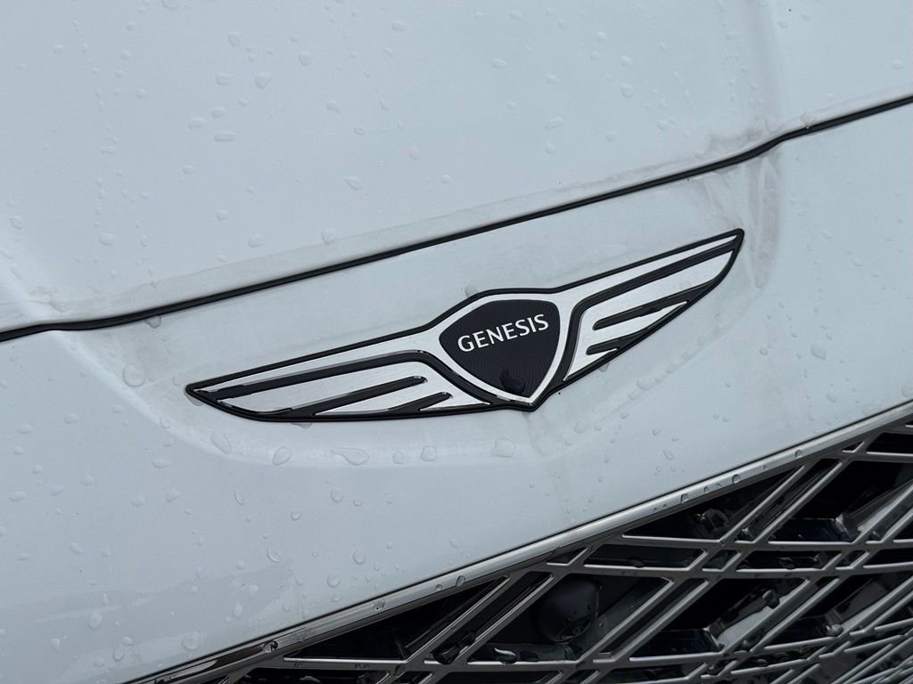 New 2026 White Genesis 3.5T PRESTIGE image 8