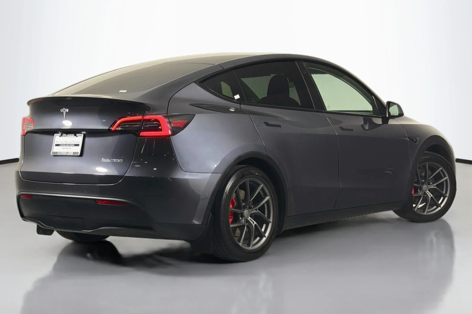 Used 2022 GRAY Tesla Performance image 10