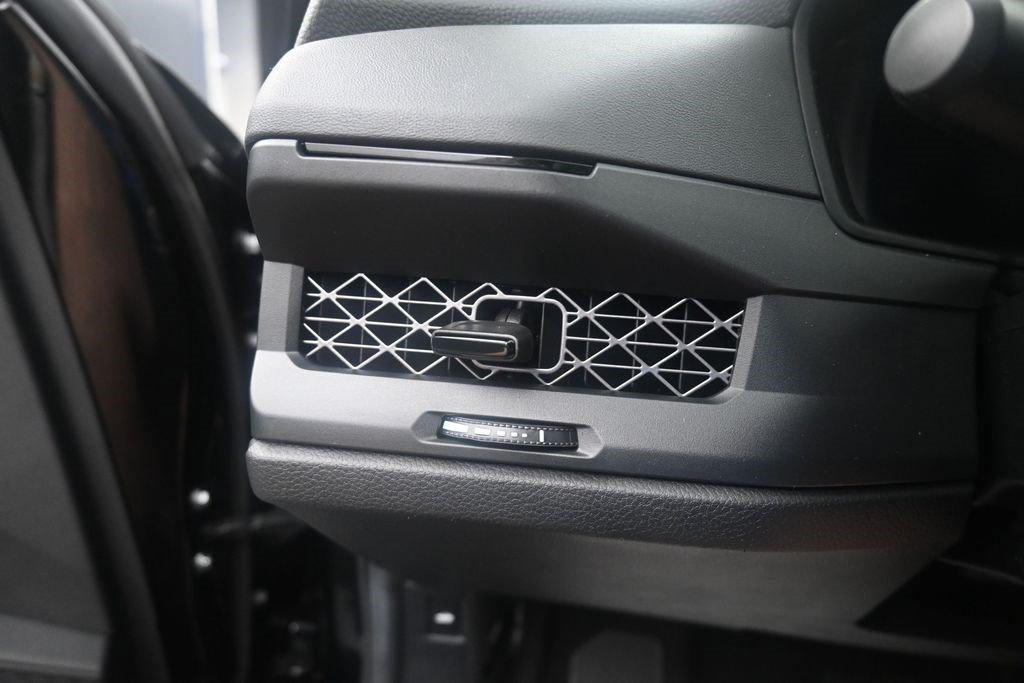 Certified Used 2025 Crystal Black Pearl Honda LX image 18