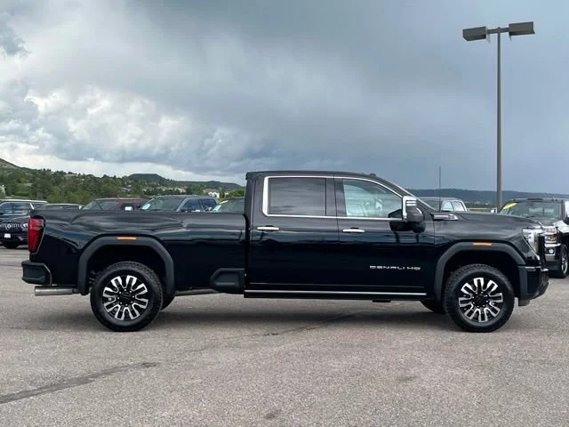 Used 2026 Onyx Black GMC Denali Ultimate image 6