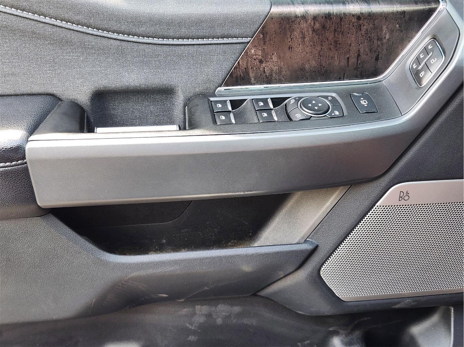 Used 2024 Carbonized Gray Ford Lariat image 23