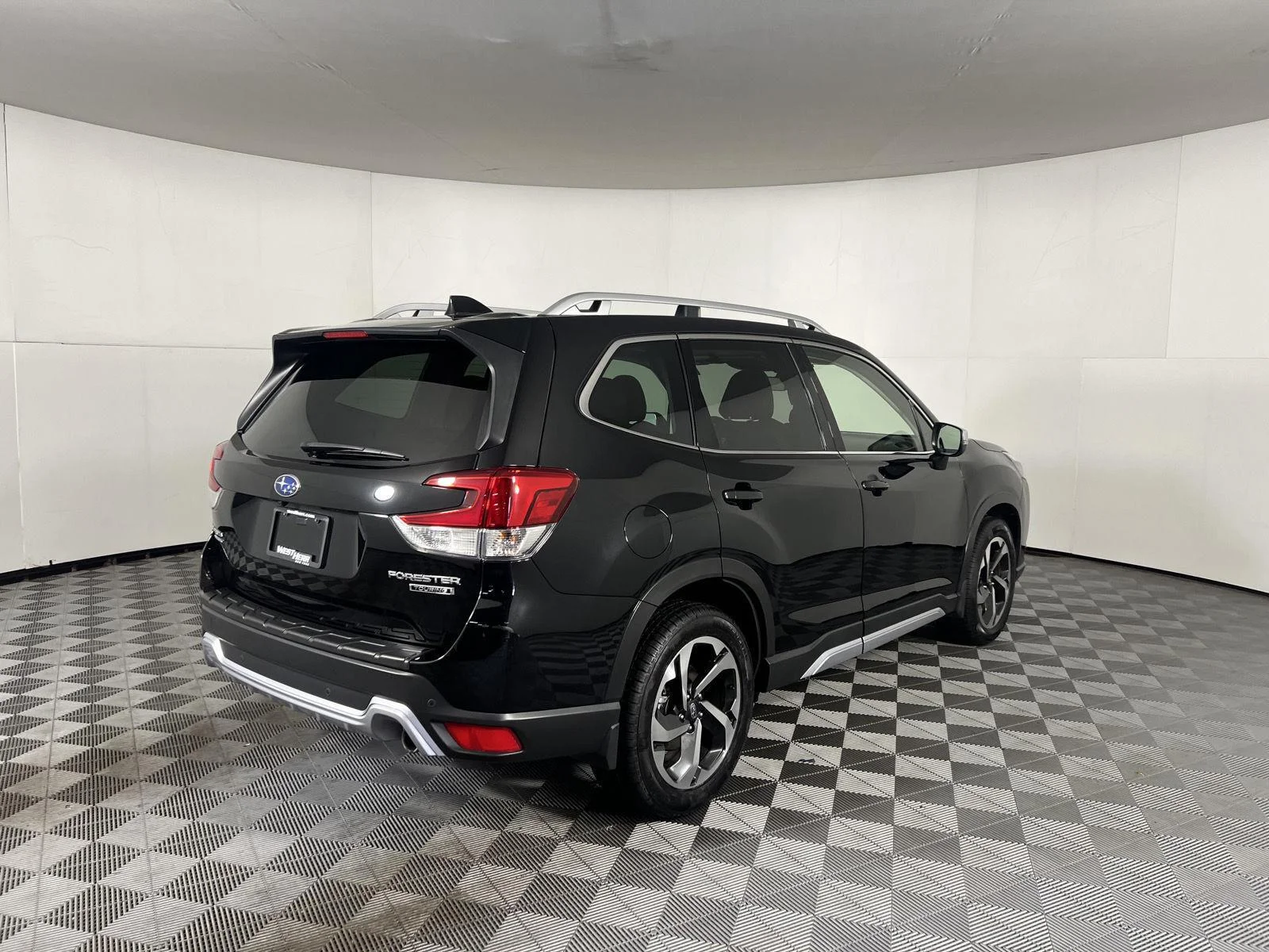 Used 2024 Crystal Black Silica Subaru Touring image 10