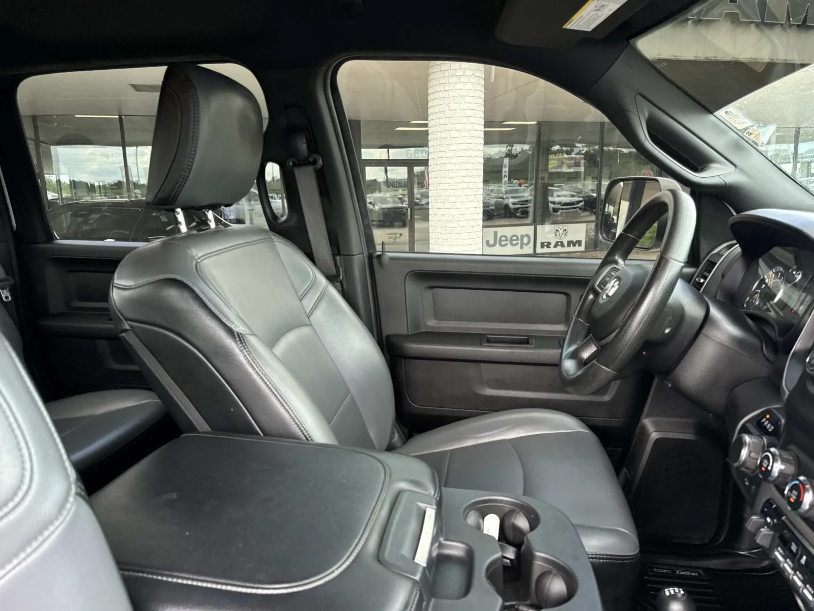 Used 2021 White Ram Tradesman image 10