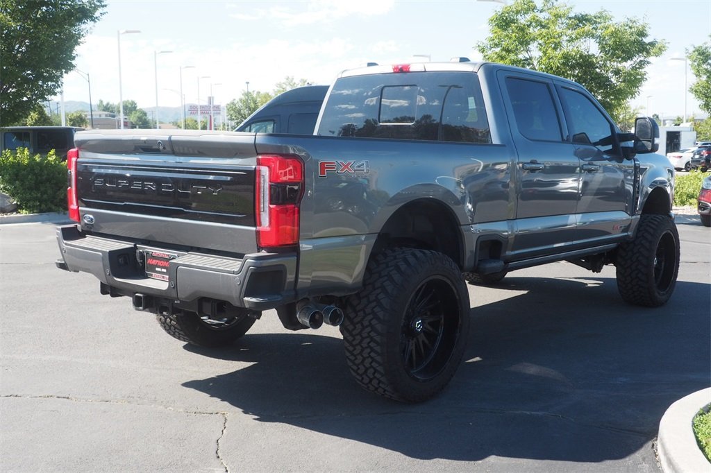 2025 Ford F-350 photo 3