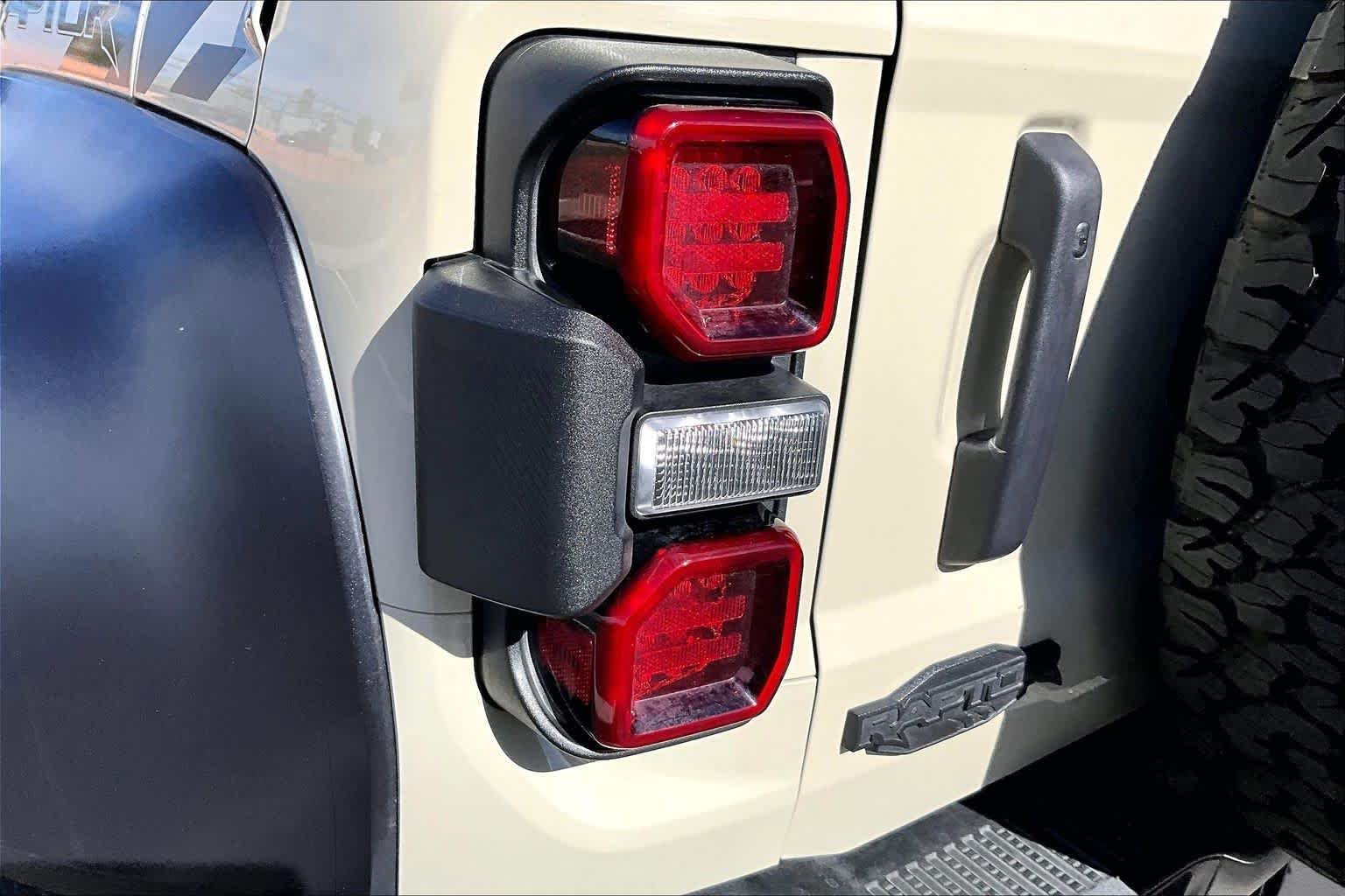 Used 2025 Desert Sand Ford Raptor image 25
