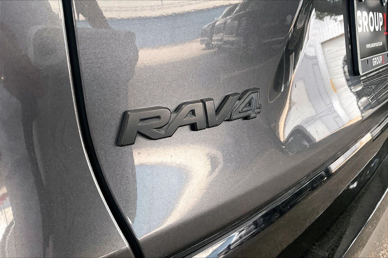 2021 Toyota RAV4 XSE - Photo 10