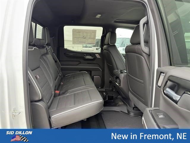 2026 GMC Sierra 1500 AT4X - Photo 19