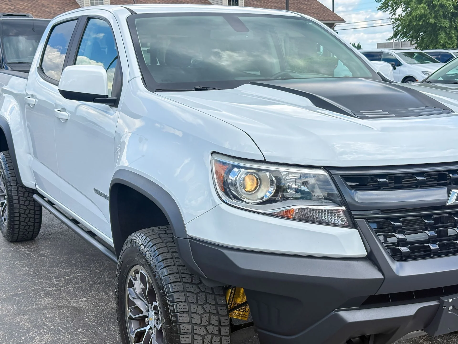 Used 2019 White Chevrolet ZR2 image 3