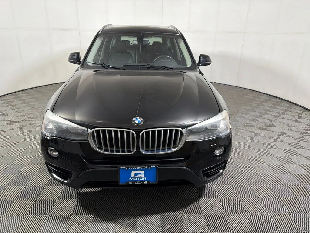 Used 2017 Black BMW xDrive28i image 3